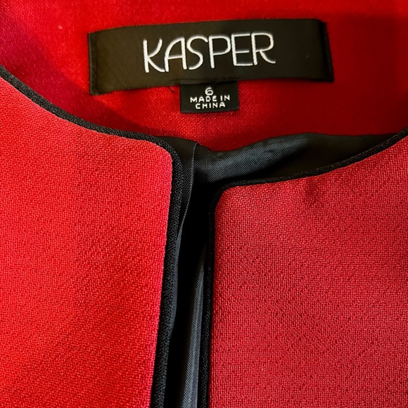 Ladies wool suit - Picture 2 of 9